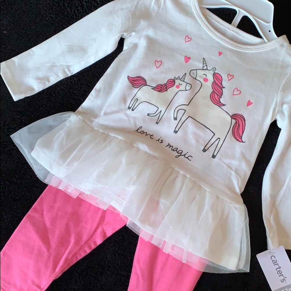 Carter’s 2piece Top & Pants 💖🤍🦄